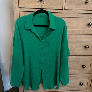 Green Button-Up Shirt & shorts set